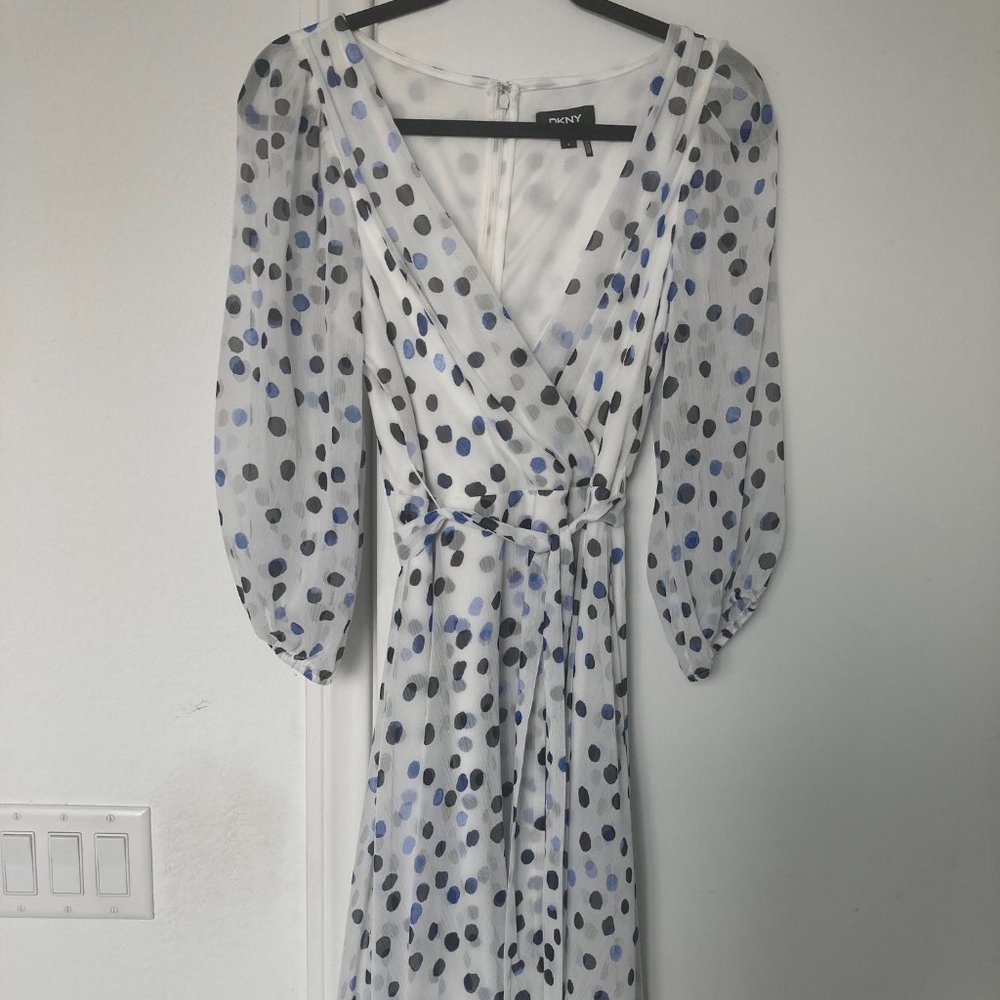 DKNY Beautiful Spring Dress, Size 8, Never Worn, Perfect Condition